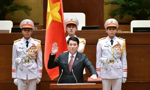 Lãnh đạo Lào chúc mừng Chủ tịch nước Lương Cường